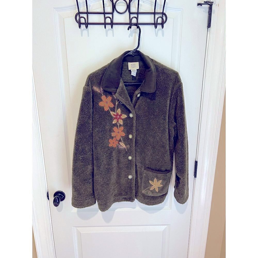 Teddi fleece jacket olive green with flowers